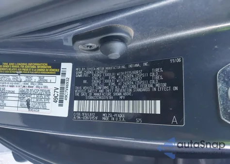 2006 Toyota Sienna Xle z USA, uszkodzony, nr VIN 5TDBA22C96S076184